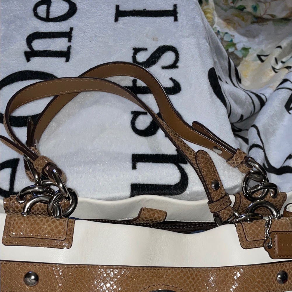 Coach Vintage Penelope Ivory Leather/ Brown Snakeskin Carryall Women's Handbag - Picture 4 of 16